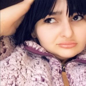 Meet your Posher, Katlyn